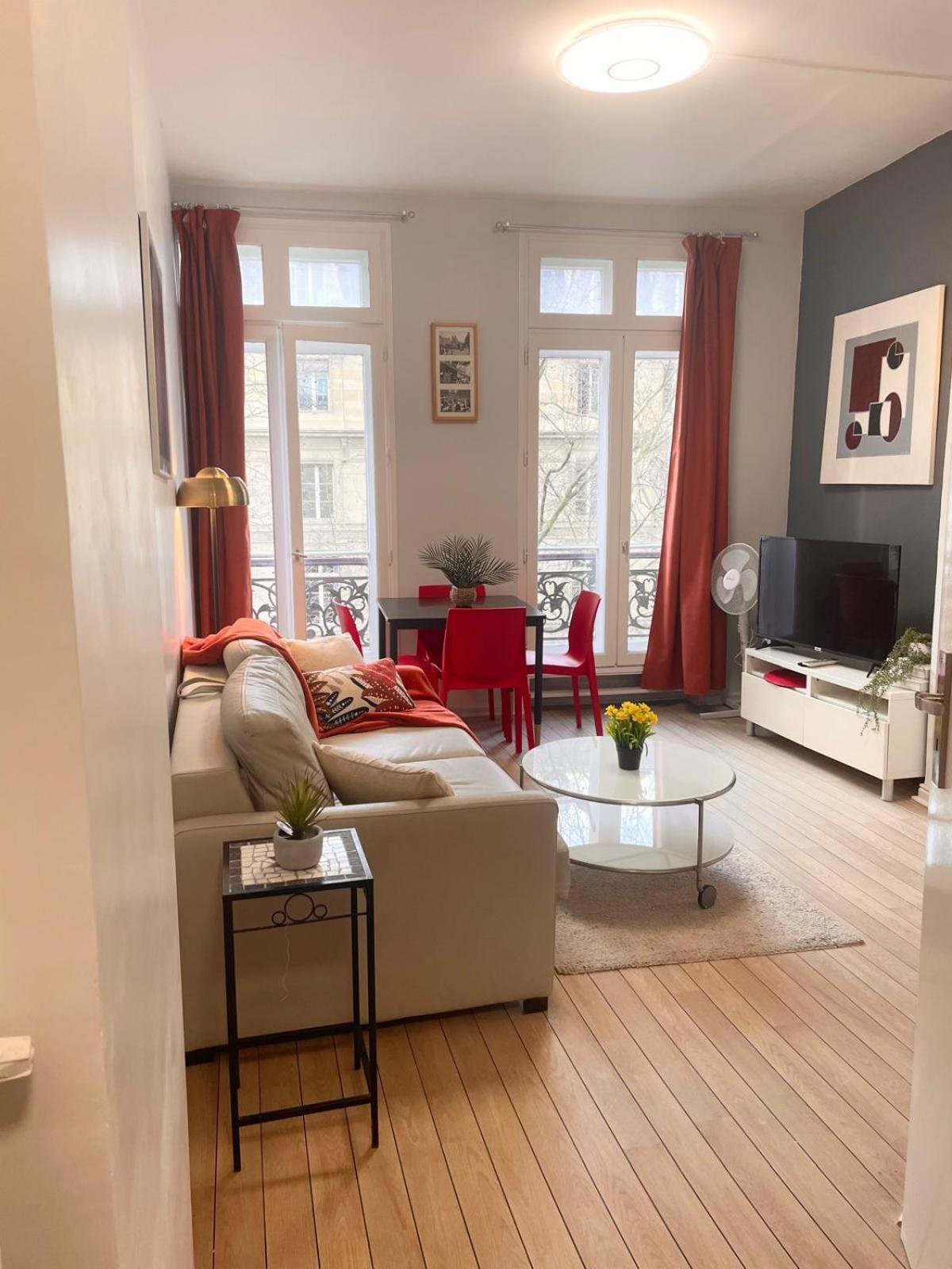 Saint Michel Quartier Latin With Ac Apartment Paris Bagian luar foto
